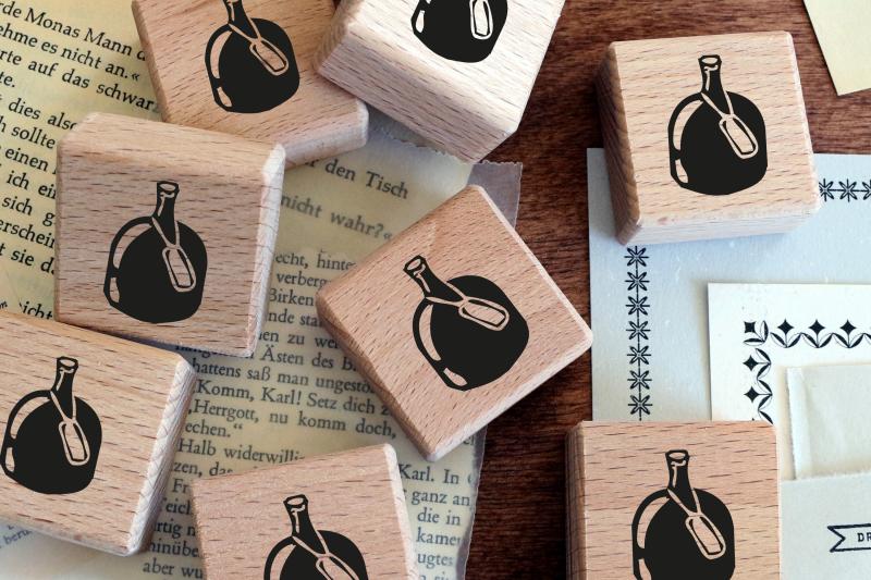 rubber stamp_flask with label